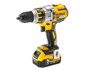 Třírychlostní bezuhlíková aku příklepová vrtačka DeWALT DCD996P2 je dodávána se dvěma Li-Ion bateriemi XR 18V 5.0Ah Aku příklepová vrtačka DeWALT DCD996P2